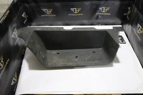 FORD TRANSİT 190 V ÇIKMA PARÇA TRANSİT V363 BASAMAK PLASTİĞİ